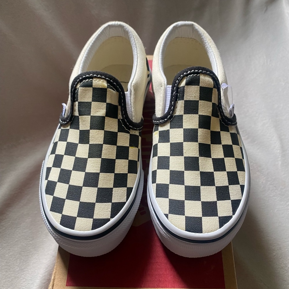 Classic Slip-On Checkerboard Black/White Toddler Vans size 10.5